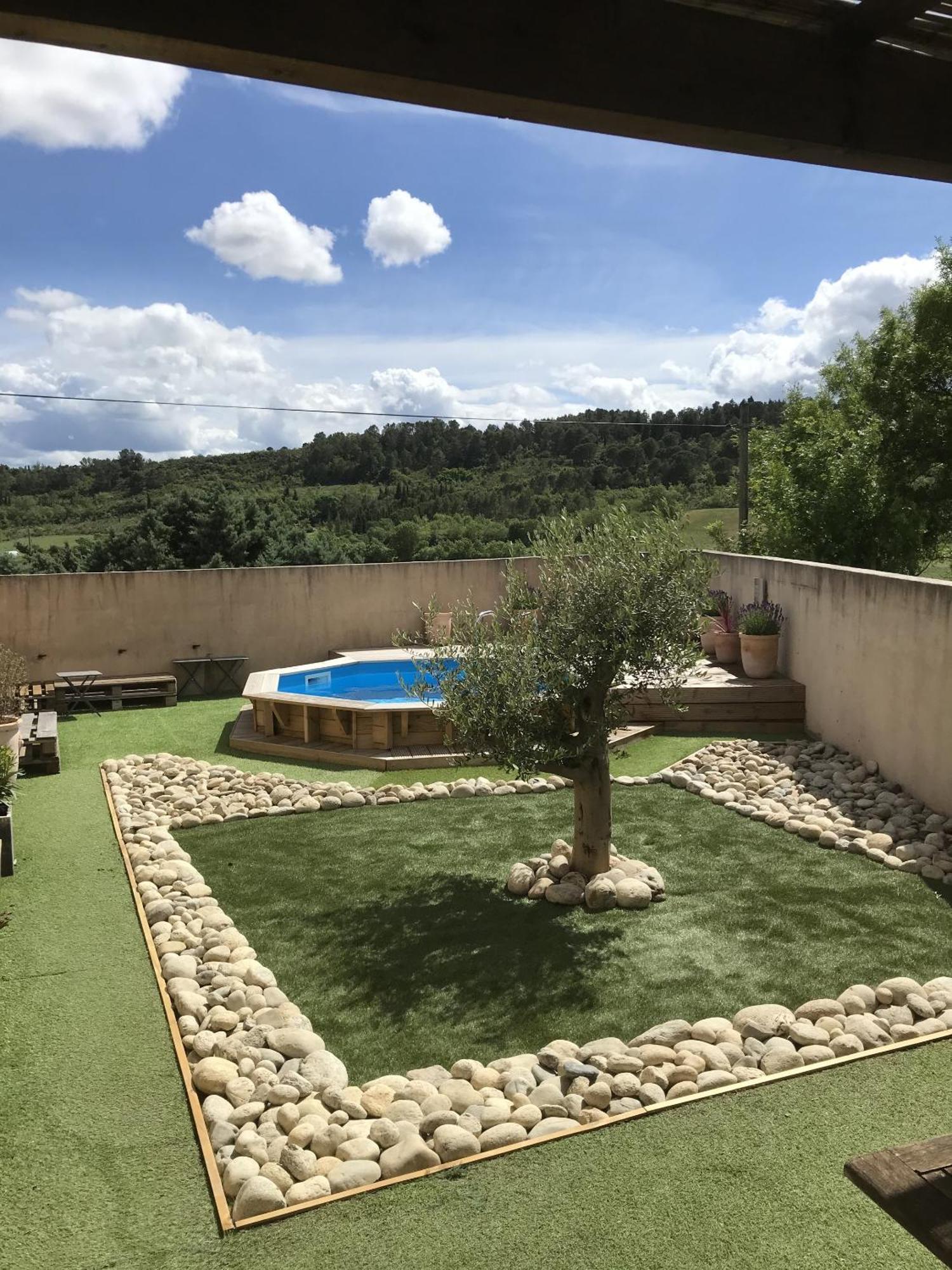 Le Gîte de la Bade Villegailhenc Habitación foto